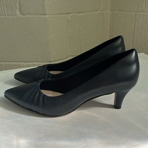 Women’s heels pumps,collection by Clark’s, color navy leather, size 8.5M